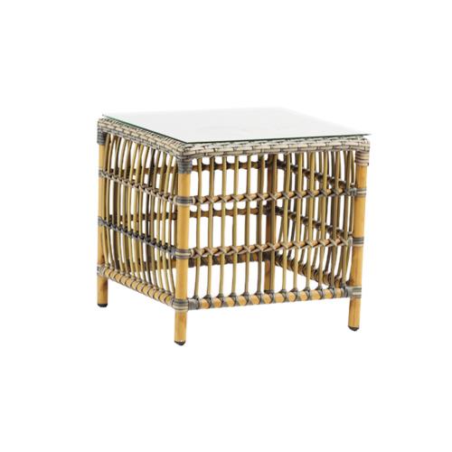Rattan Outdoor Lounge Garden Chair Furniture Comfortable and Lightweight Best Price